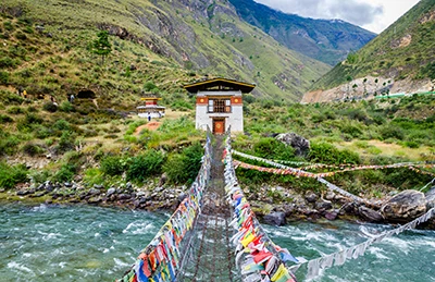 Tachog Lhakhang's iron chain bridge